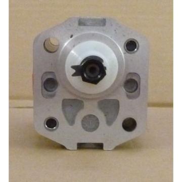 TUROLLA 111.20.101.00 GROUP 2 ALUMINIUM GEAR PUMP SNP2 - SAUER DANFOSS