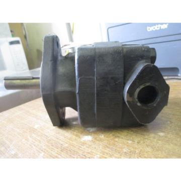 VICKERS VANE PUMP V20 1P13P 1A 11