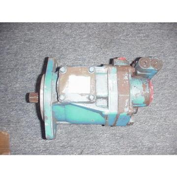 Vickers Eaton  Hydraulic Pump 02-466220, PVE012R05AUB0B21240001001AGCD0A PVE012