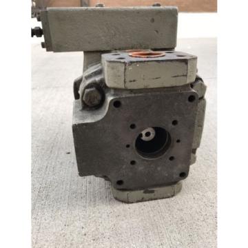 Oil-Gear Hydraulic Pump PVQ32LDFYCNT Thru-Drive Oilgear Old Surplus Units PVQ 32