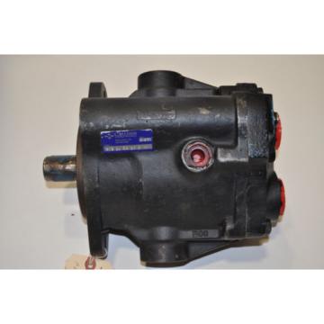 VICKERS HYDRAULIC PISTON PUMP PVB 29 RS 20 C 11 / PVB29 RS 20C11