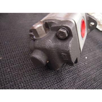 NEW DYNAMATIC LIMITED HYDRAULIC PUMP # A17L34011  #551