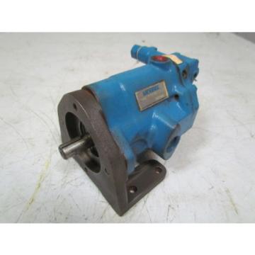 Vickers PVB5FRSY21CM11 Hydraulic pump variable displacement clockwise rotation