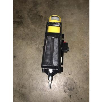 Enerpac PA-136 Air Hydraulic Power Pump 3000 Psi Max.