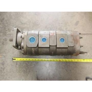 NEW PERMCO HYDRAULIC PUMP # P3700B067AXUY256PCZA101PCZA071