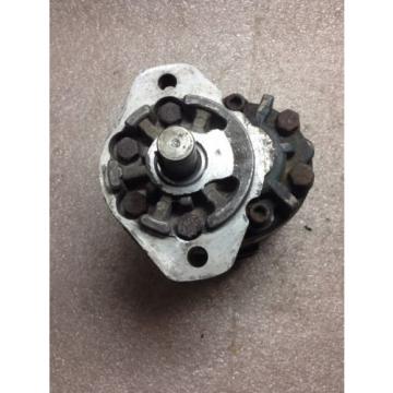 (Q5-1) PARKER H77AA GEAR PUMP