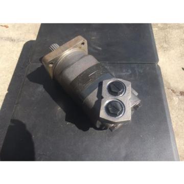 Eaton Char-Lynn 6000 Series Hydraulic Pump Motor 112-1061-006 Used