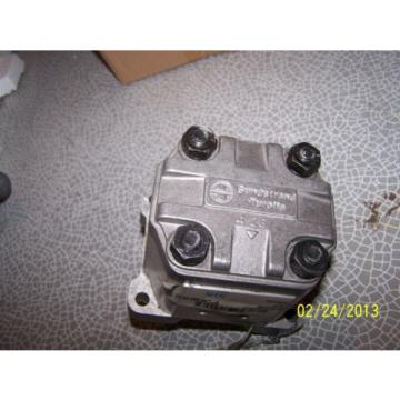 SAUER SUNDSTRAND Hydraulic Gear Pump TSP4-26/11