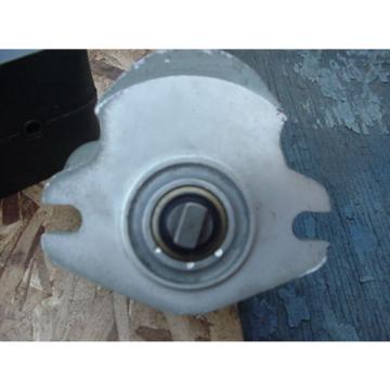 New Eaton Cessna hydraulic gear pump 24206 LAS 24206LAS tang drive