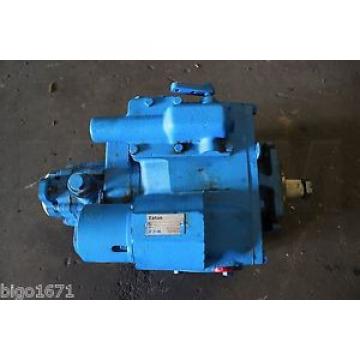 Eaton 5423-418 Hydraulic Pump-CCW with A-Pad Charge Pump - Manual Control amp; 1-1/