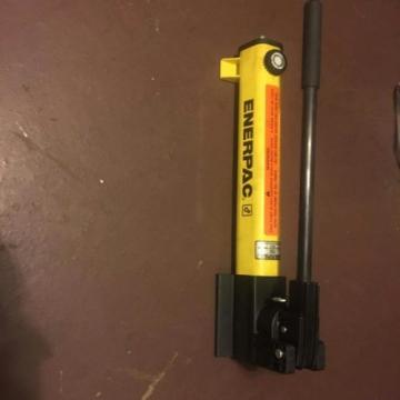 Enerpac P-2282 hydraulic pump, 40 000 PSI