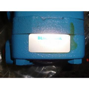 Benchmark V12 1S8S 1011 NEW Hydraulic Pump FREE SHIPPING