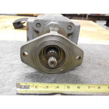 NEW PARKER COMMERCIAL HYDRAULIC PUMP # 313-9610-232