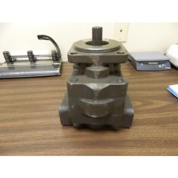 Commercial Intertech M330A942VNEB12-25 Hydraulic Pump I-98624-08