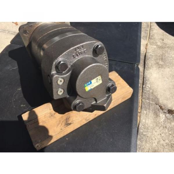 Eaton Char-Lynn 6000 Series Hydraulic Pump Motor 112-1061-006 Used #8 image