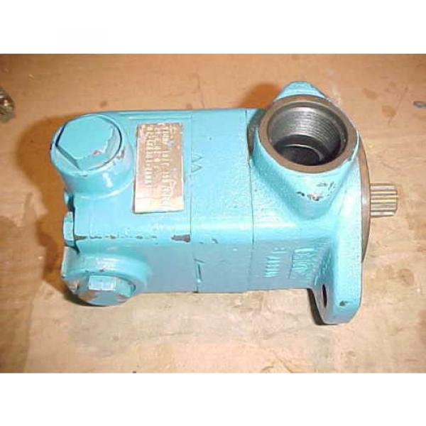 Origin Vickers Eaton Hydraulic Power Steering Vane Pump  V10NF-1S7T-38B-4J20R #4 image