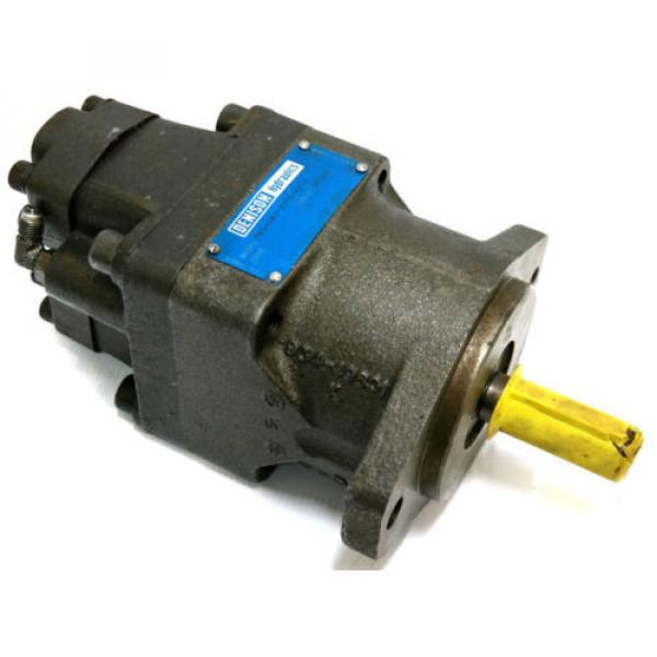 DENISON HYDRAULICS M4C-043-1N00-A102 M4 HYDRAULIC VANE MOTOR M4C0431N00A102 #1 image