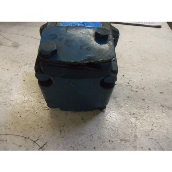 DENISON T6C-0172L00-B1 MOTOR USED #2 image