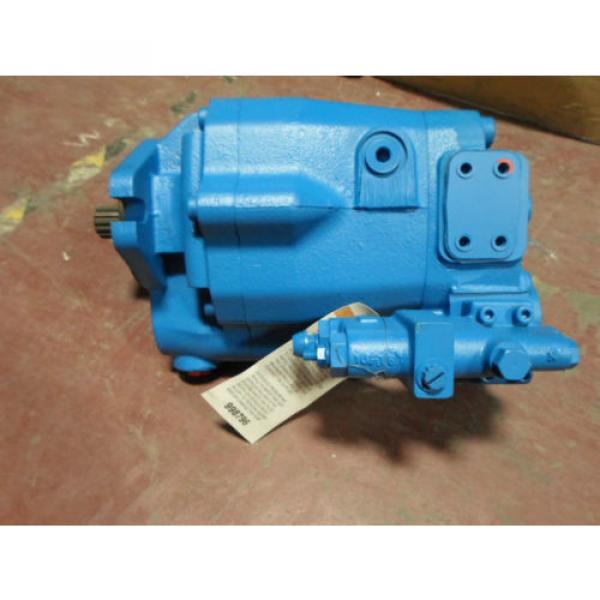 PUMP, EATON PVM106M 62574 #1 image